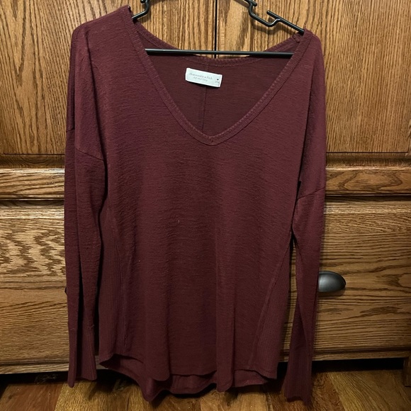 Abercrombie Long Sleeve Legging Tee - Picture 2 of 3